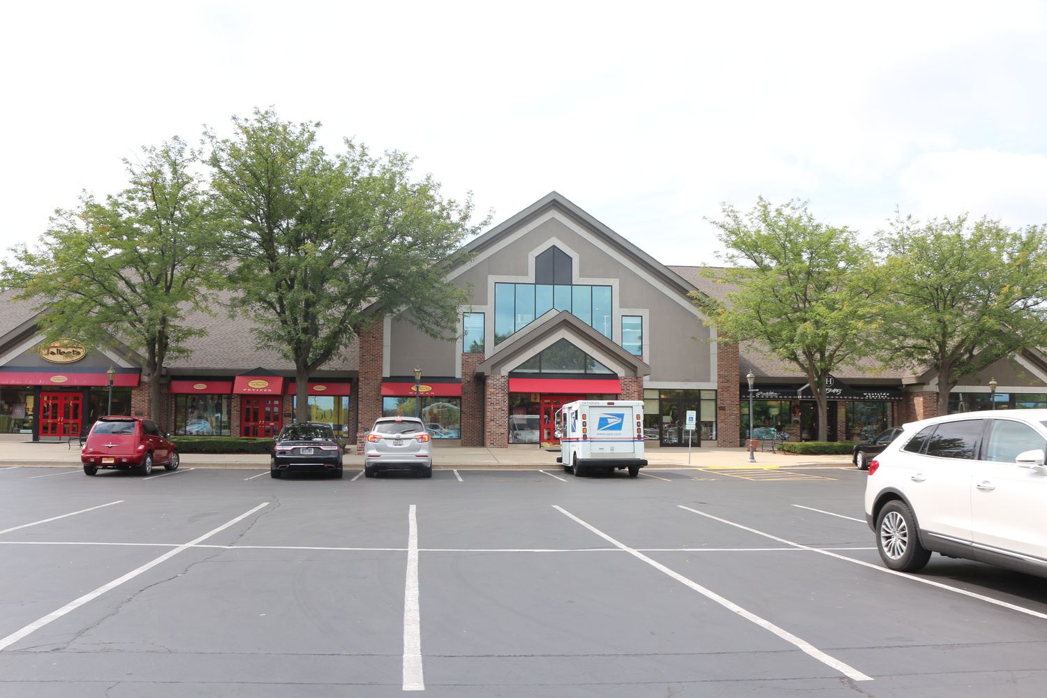 The Gables: 2800 Plaza Dr, Springfield, IL 62704